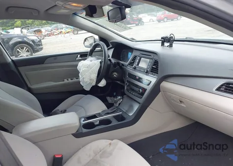 2015 Hyundai Sonata Se z USA, uszkodzony, nr VIN 5NPE24AF5FH174507